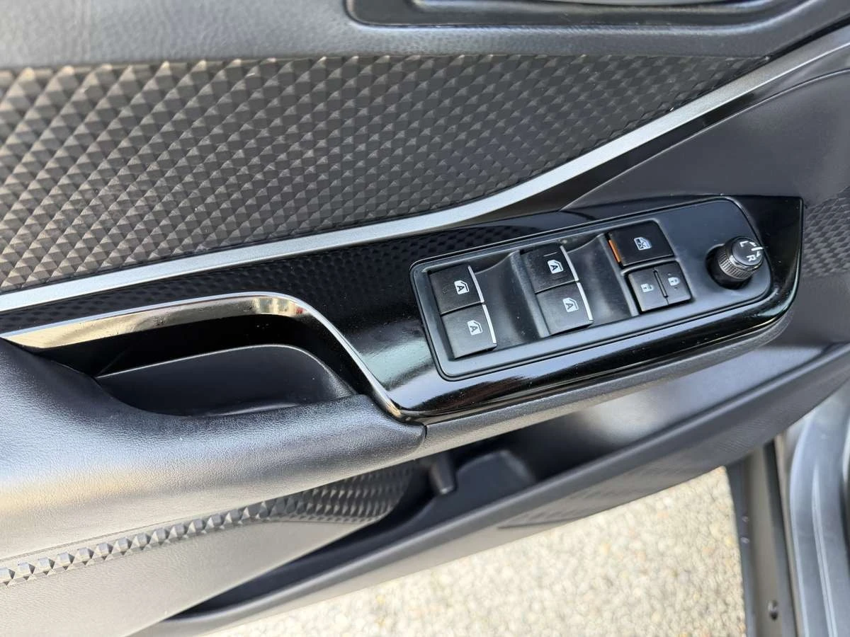 Toyota C-HR * XLE * CARFAX * ���� �� �� | Mobile.bg � ����������� 10