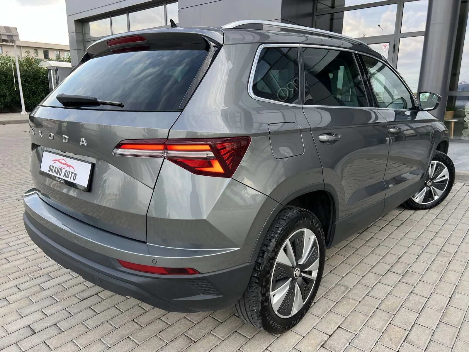 Skoda Karoq * Executive * 2.0 TDI * FACE LIFT * 150 k.c. | Mobile.bg � ����������� 5