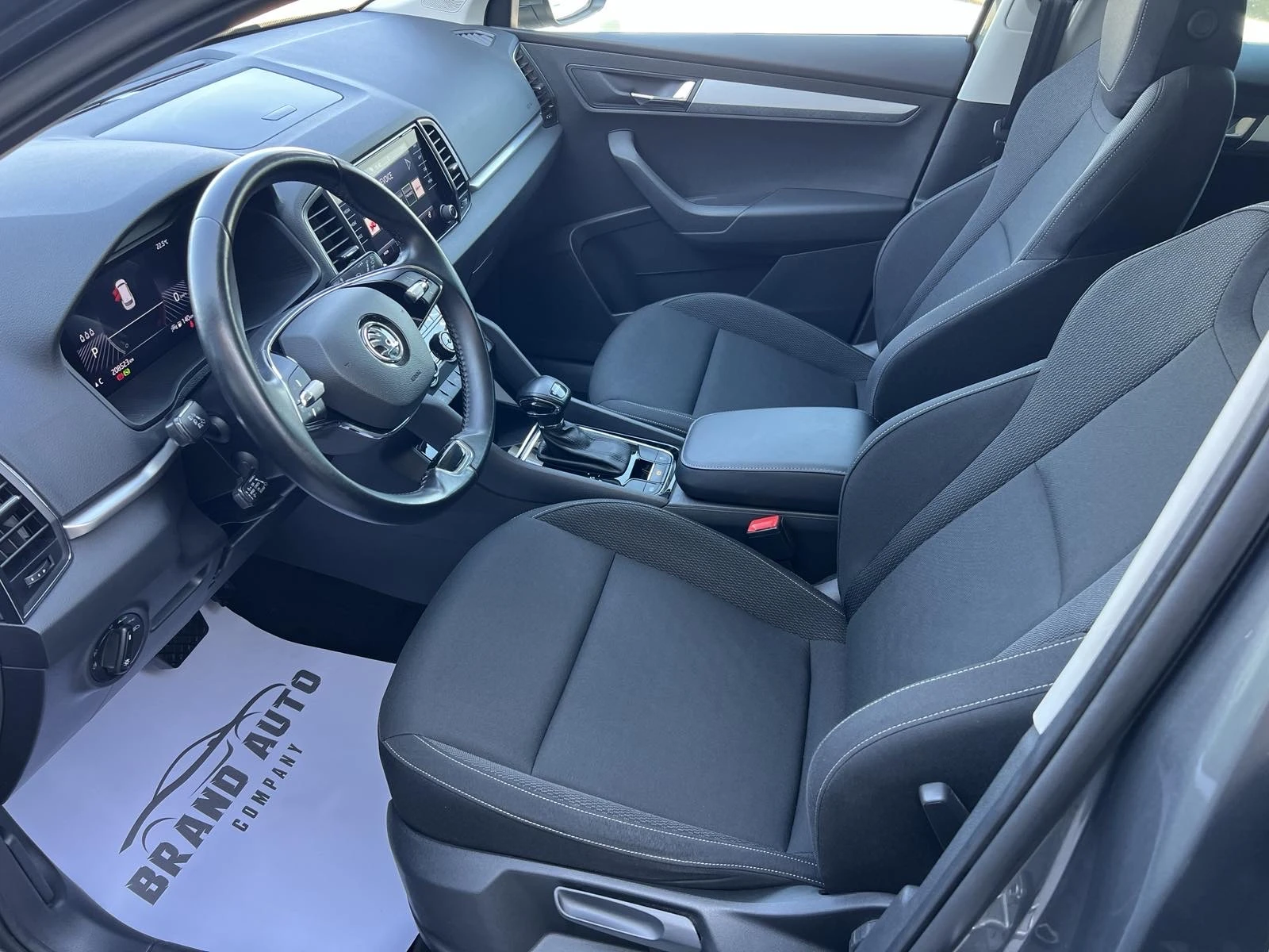 Skoda Karoq * Executive * 2.0 TDI * FACE LIFT * 150 k.c. | Mobile.bg � ����������� 8