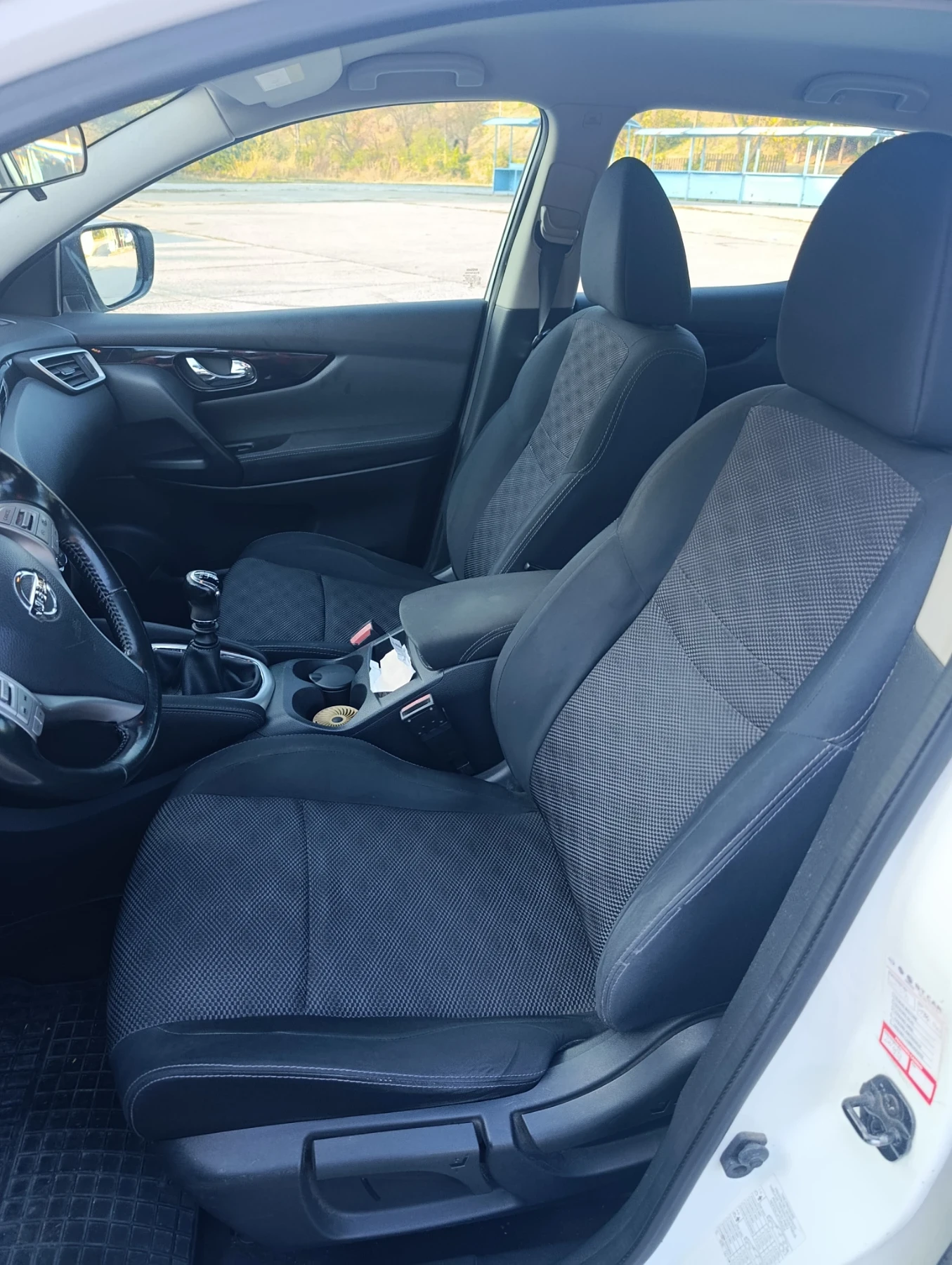Nissan Qashqai, снимка 7 - Автомобили и джипове - 56635658