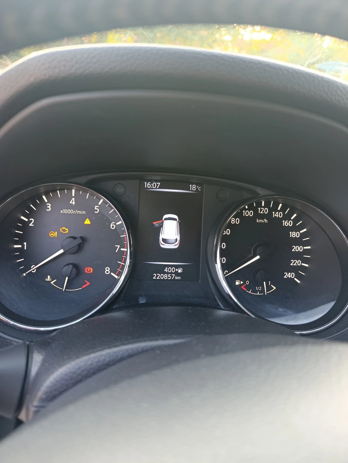 Nissan Qashqai, снимка 6 - Автомобили и джипове - 56635658