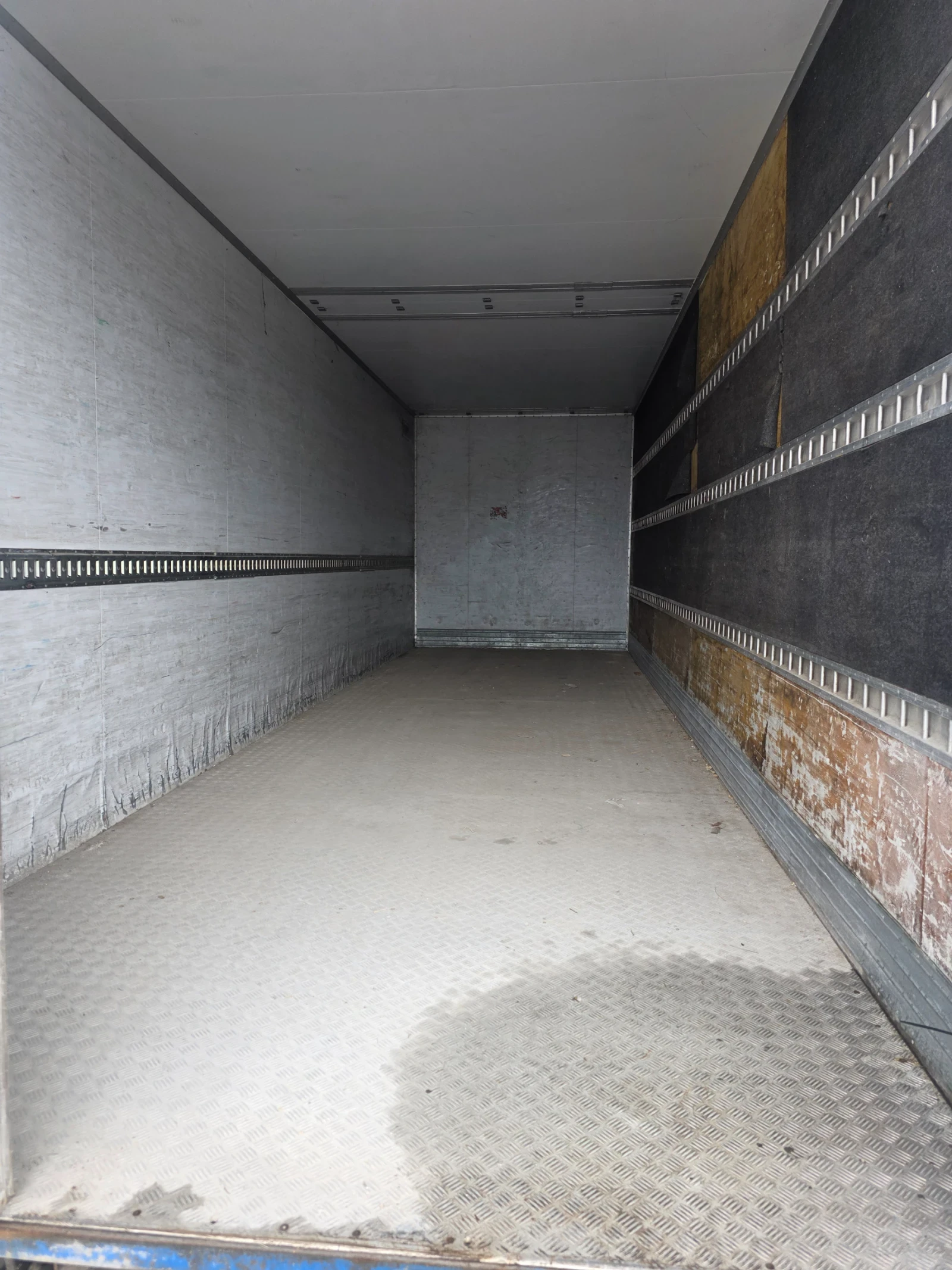 Mercedes-Benz Atego 8.50 фургон, снимка 3 - Камиони - 54167953