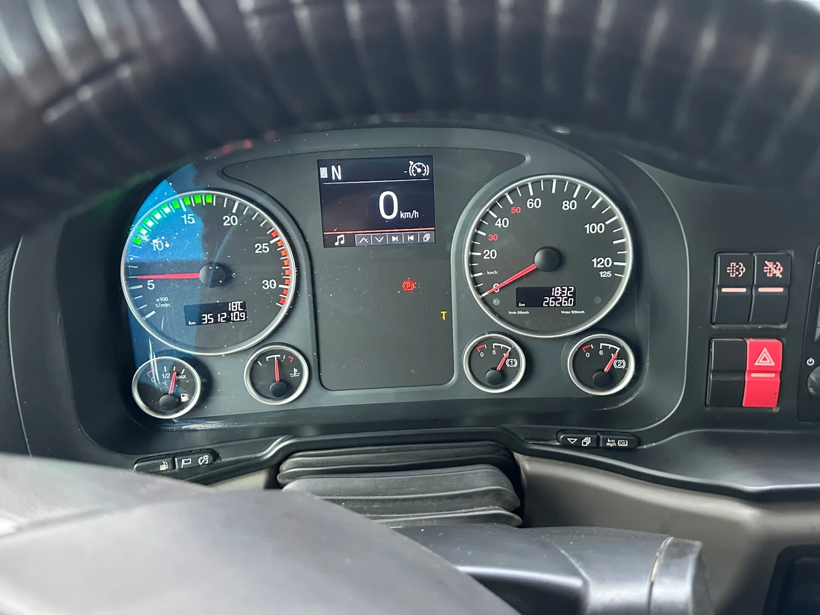Man Tgs 41.500, снимка 11 - Камиони - 56273965