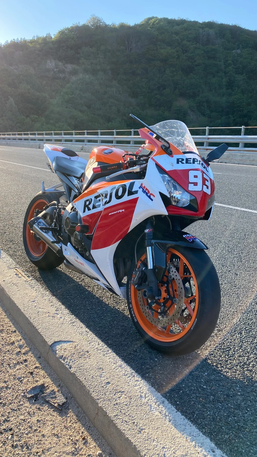 Honda Cbr Repsol 1000rr - изображение 4