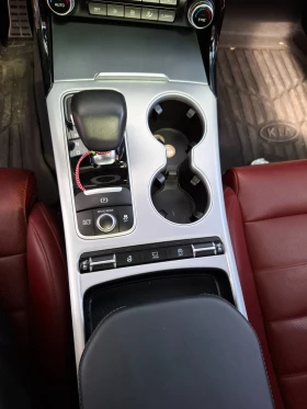 Обява за продажба на Kia Stinger 3.3T GT ~49 000 лв. - изображение 11