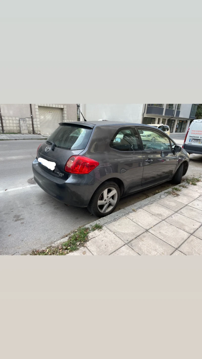 Toyota Auris 2.0 D4D, снимка 3 - Автомобили и джипове - 47486999