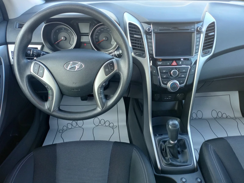 Hyundai I30 1.6 CRDi* Trend* Navi* Camera* FaceLift* Euro6, снимка 10 - Автомобили и джипове - 48363747