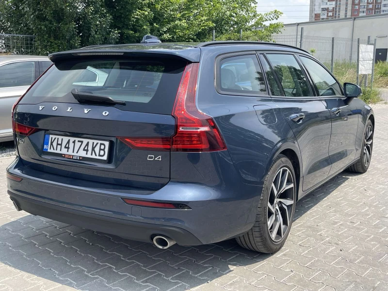 Volvo V60 D4 Business Plus 190 к.с Автомат, Сменен ангренаж, снимка 4 - Автомобили и джипове - 52612313