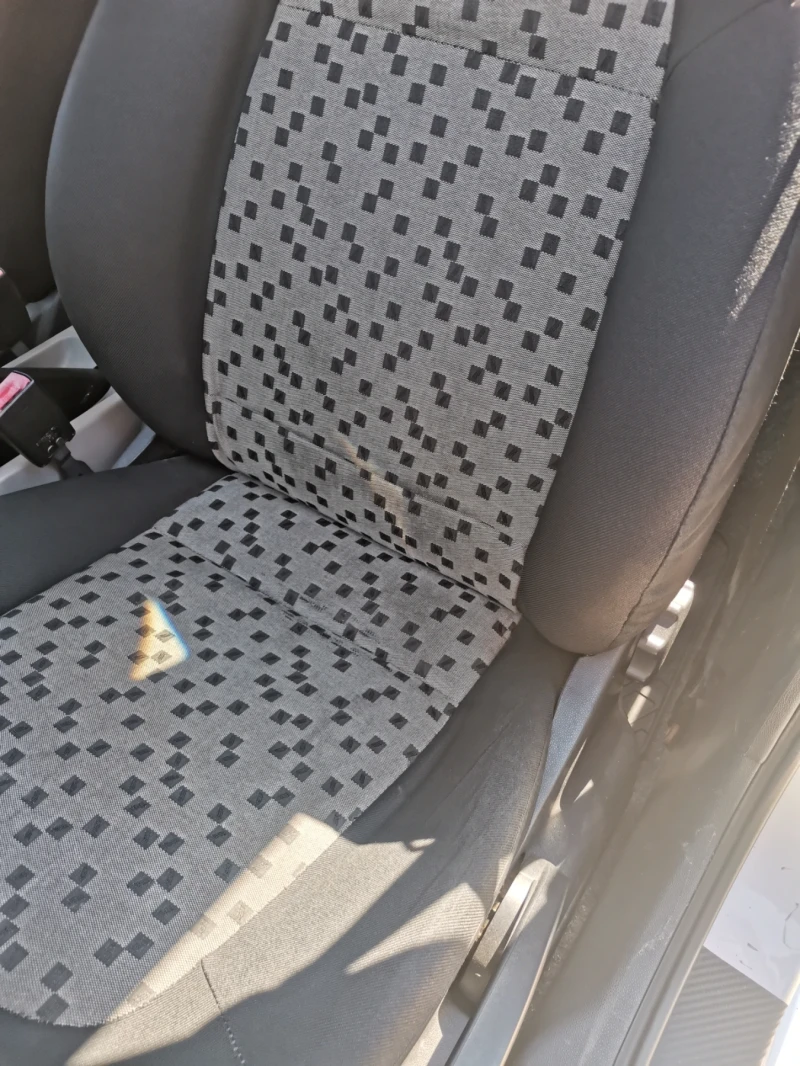 Skoda Fabia 1.4 16V  86 коня, снимка 11 - Автомобили и джипове - 51323447