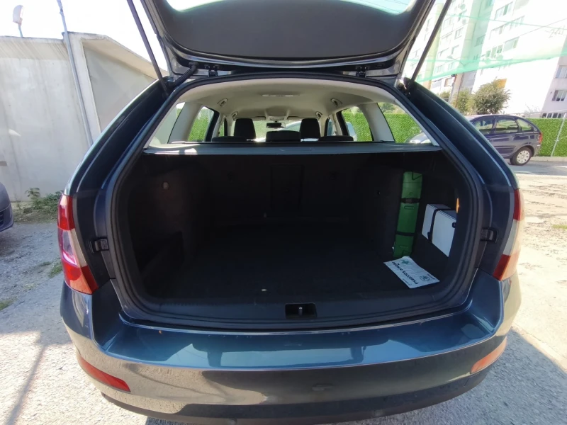 Skoda Octavia 1.6TDI-105к.с Евро-5б Доказуеми Км! Executive , снимка 15 - Автомобили и джипове - 51531279