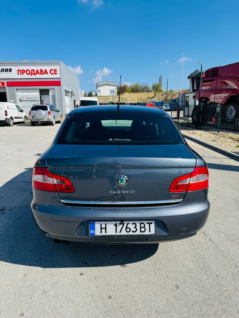 Skoda Superb 2.0 TDI, снимка 5 - Автомобили и джипове - 52449361