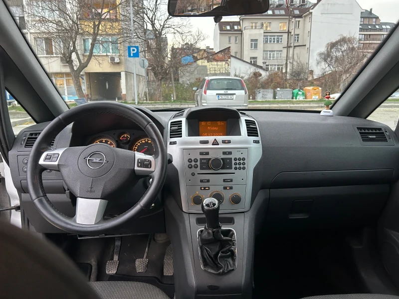 Opel Zafira, снимка 16 - Автомобили и джипове - 52664717