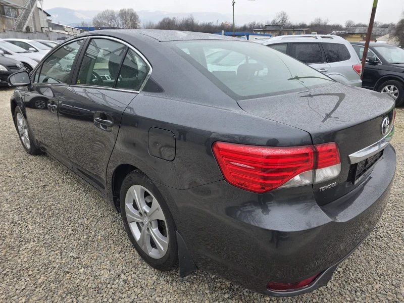 Toyota Avensis 2.0 D4D FACELIFT, NAVI., снимка 6 - Автомобили и джипове - 53175560