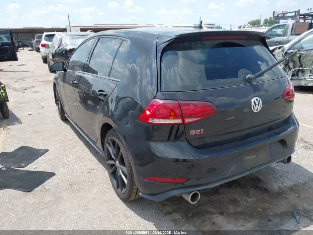 VW Golf GTI 2.0T S AUTOBAHN | Mobile.bg   4