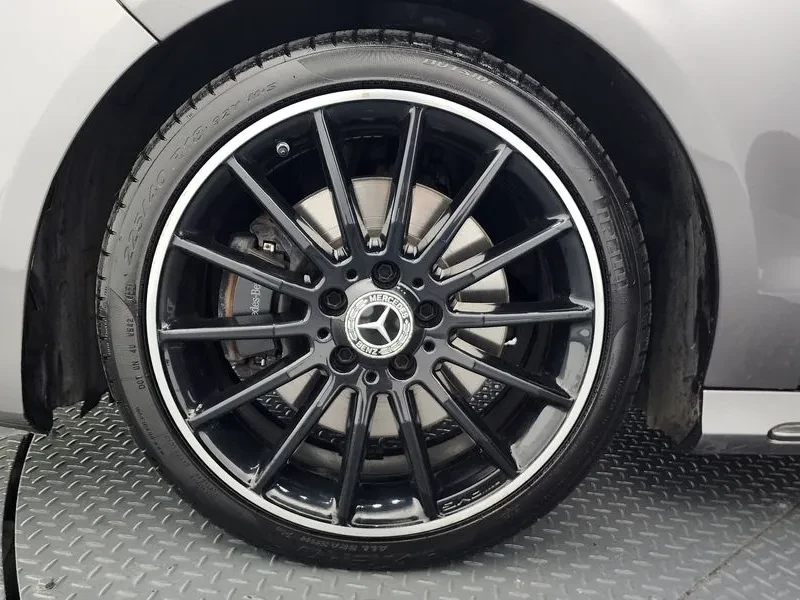 Mercedes-Benz CLA 2.5, снимка 5 - Автомобили и джипове - 54288326