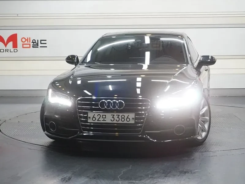 Audi A7 3.0 TDI Quattro - САМО 30% АВАНС, снимка 4 - Автомобили и джипове - 56158805