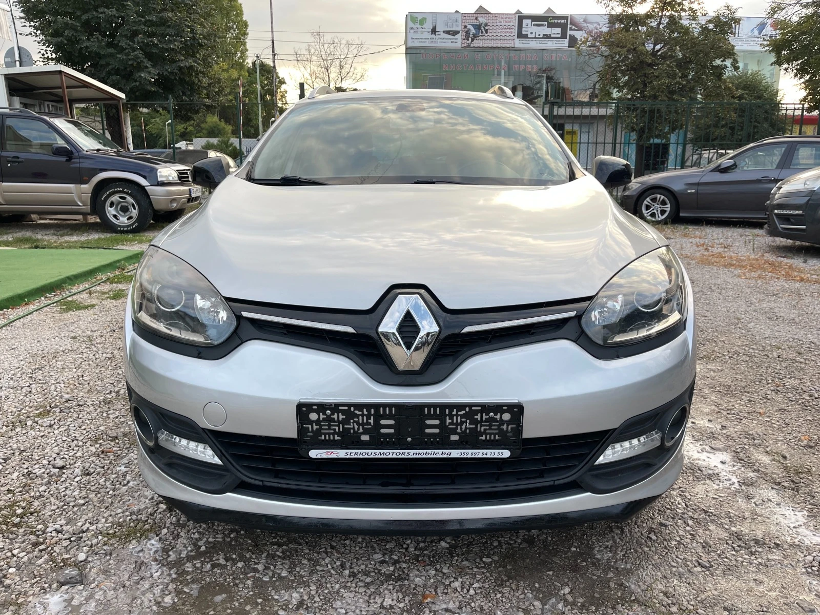 Renault Megane 1.5DCi Автоматик  * EURO6B*  - изображение 2