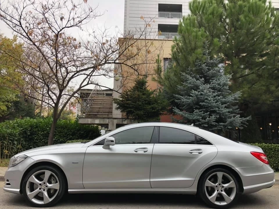 Mercedes-Benz CLS 500 AMG PAKET/FULL/ZA DVİGATEL!!! - изображение 3