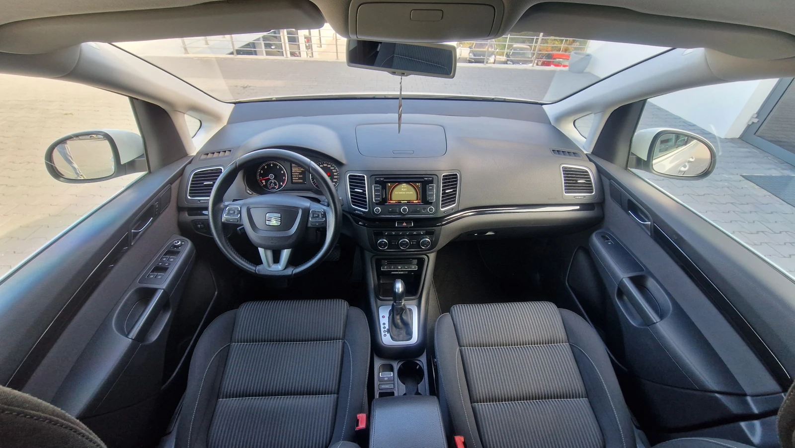 Seat Alhambra ЛИЗИНГ | Mobile.bg — изображение 14