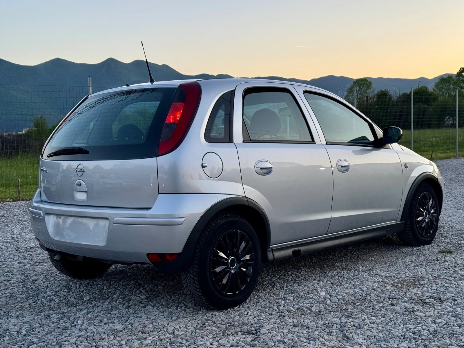 Opel Corsa 1.3 CDTI ИТАЛИЯ 106000 км - изображение 6