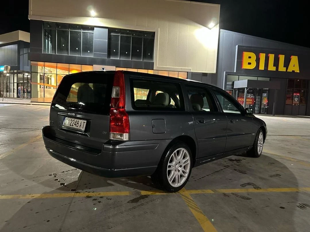 Volvo V70 D5 - изображение 5