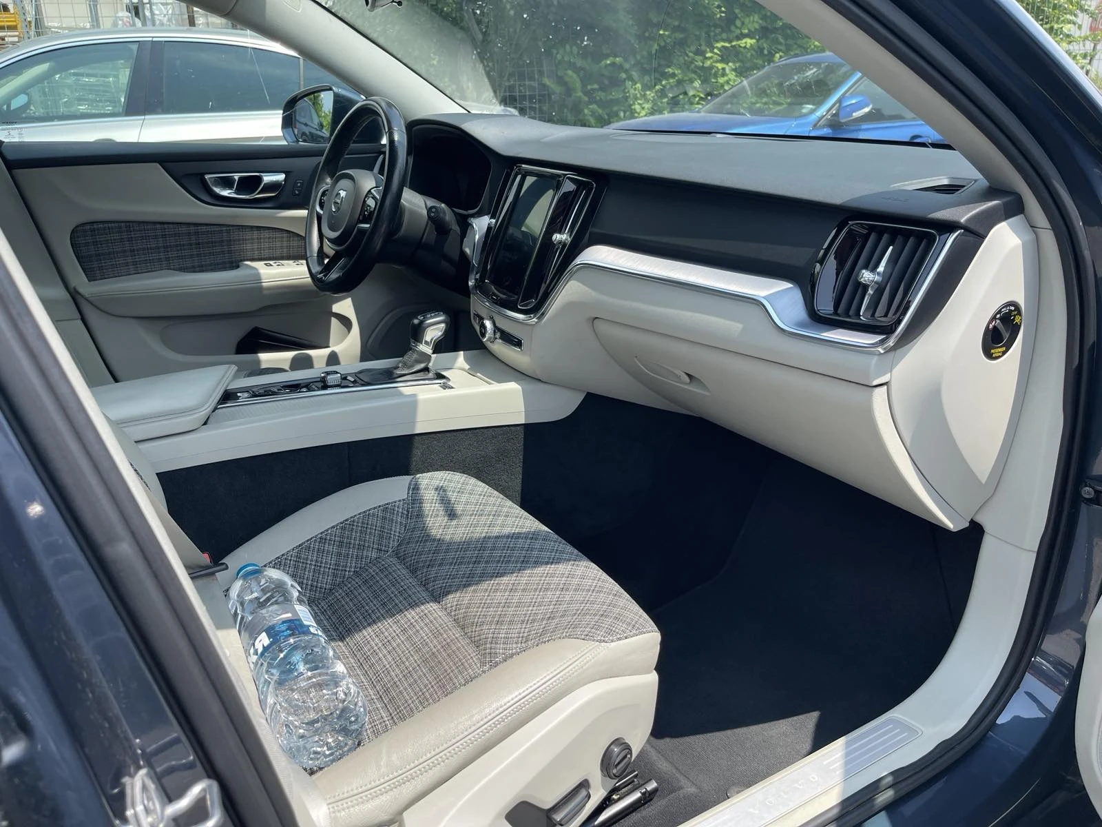 Volvo V60 D4 Business Plus 190 . ,   | Mobile.bg   11