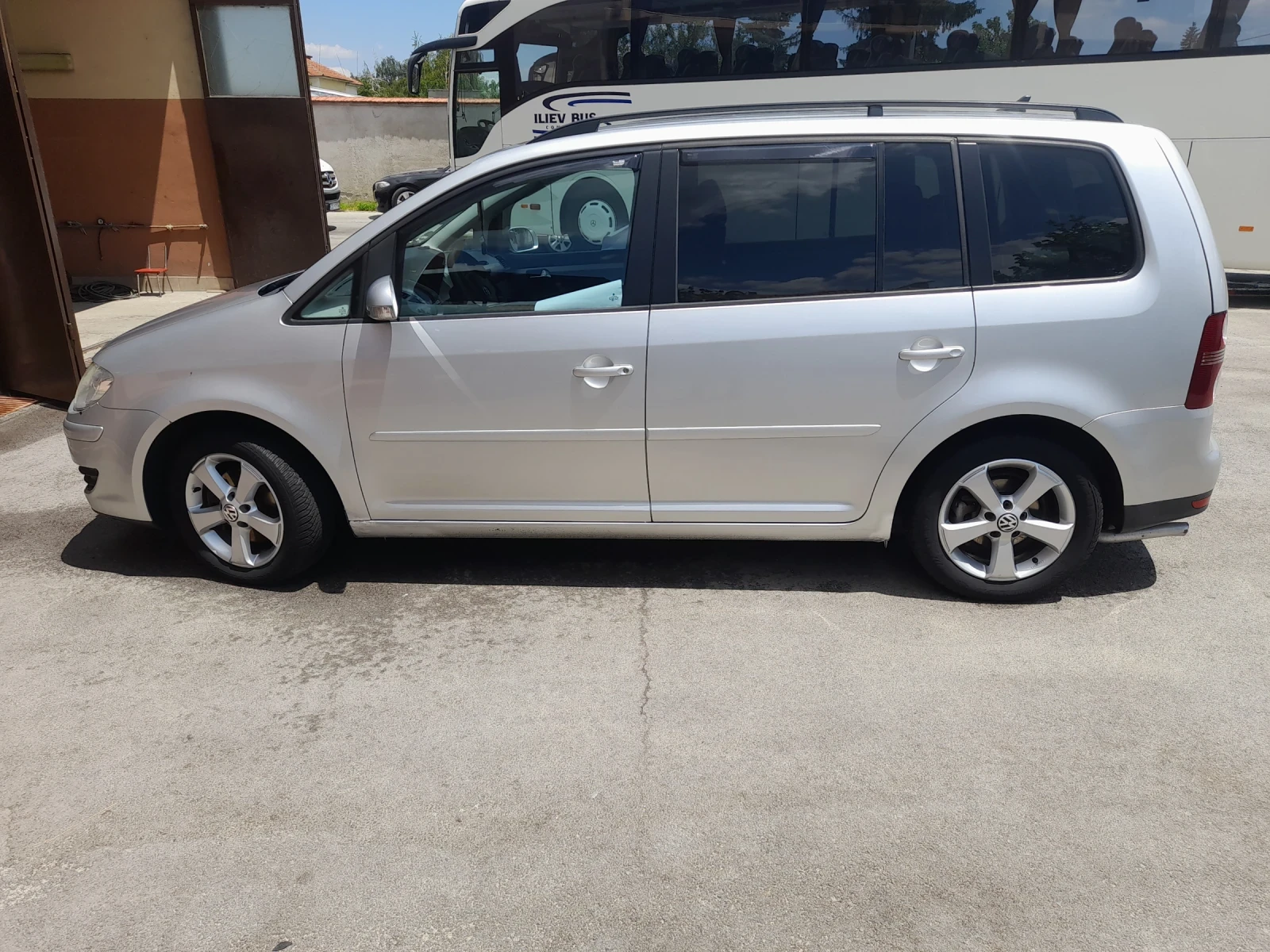 VW Touran Ван - изображение 3