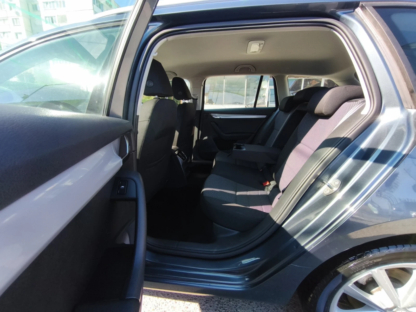 Skoda Octavia 1.6TDI-105. -5 Executive | Mobile.bg   13