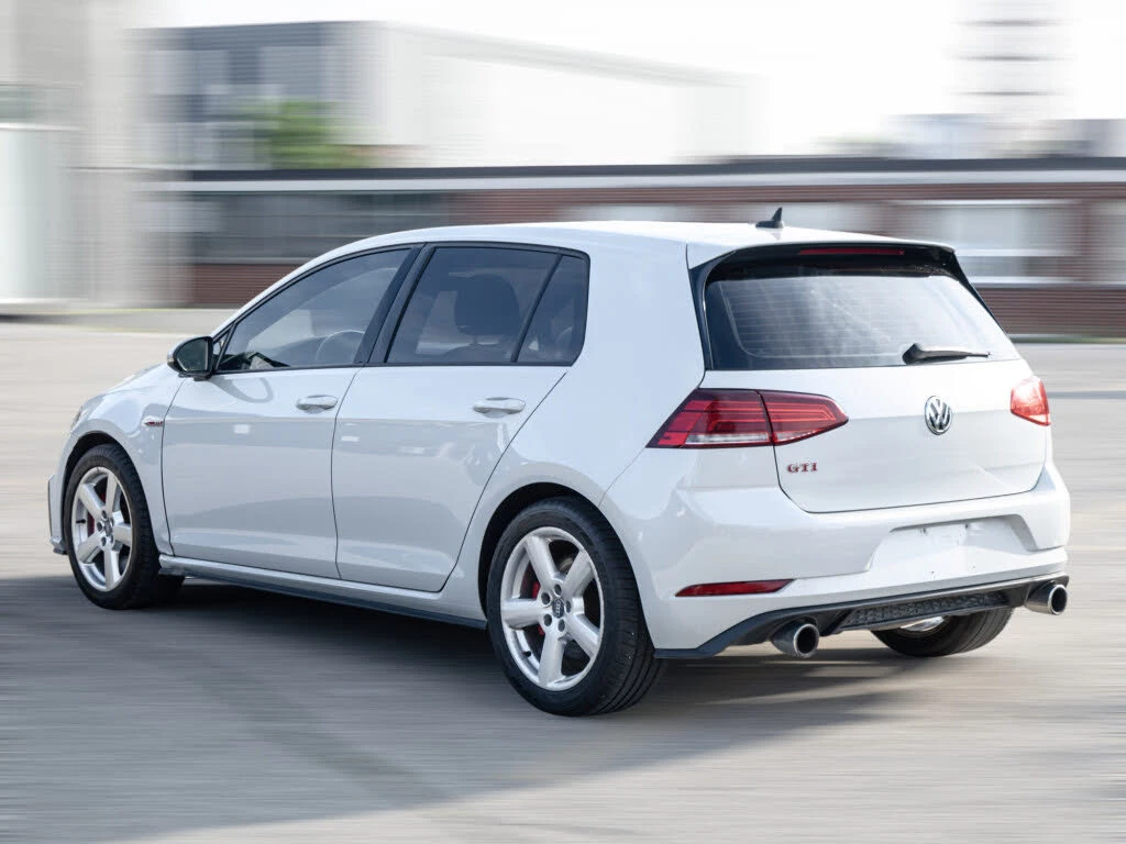 VW Golf *  *    *   *  | Mobile.bg   3