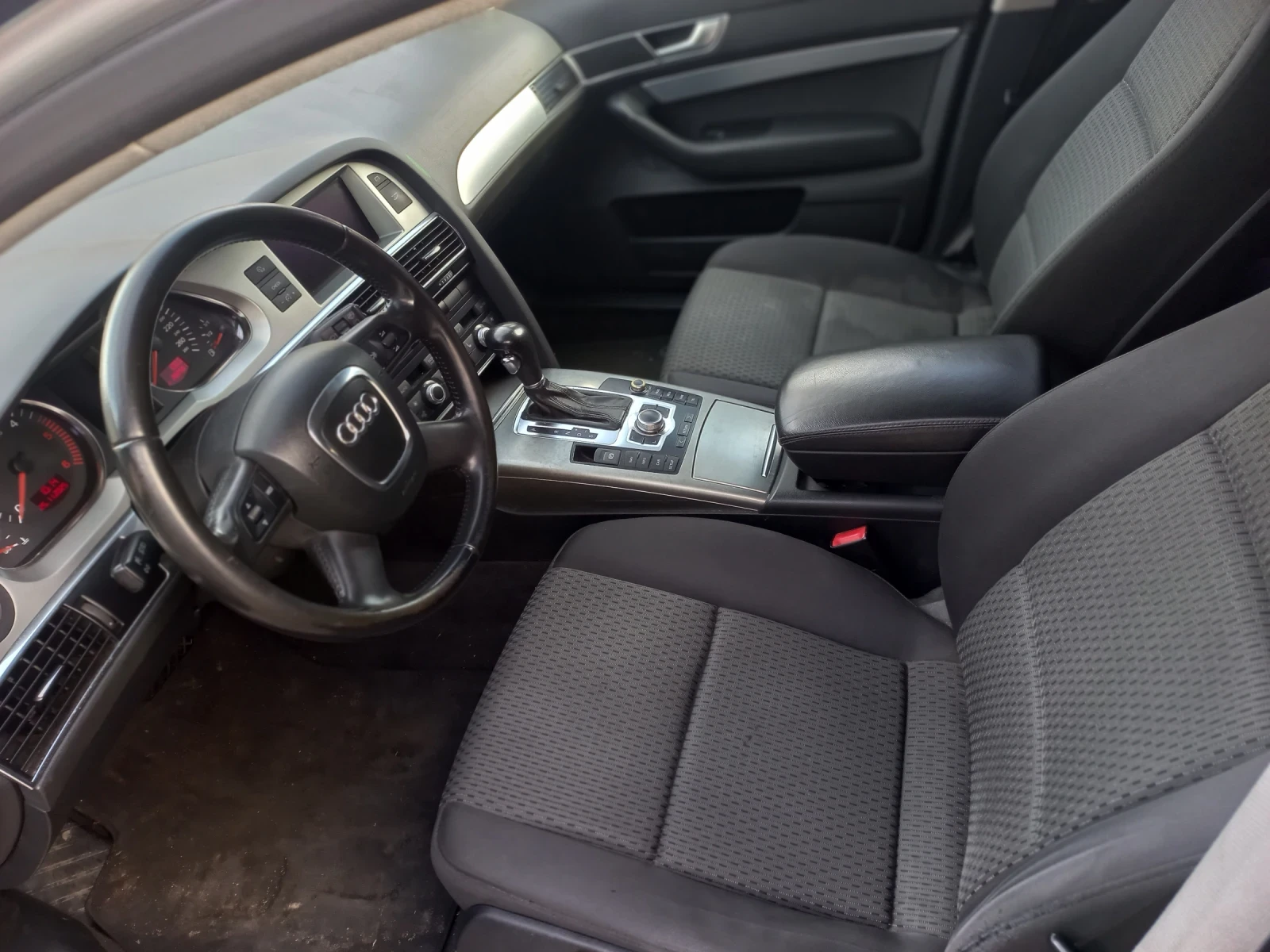 Audi A6 комби - изображение 5