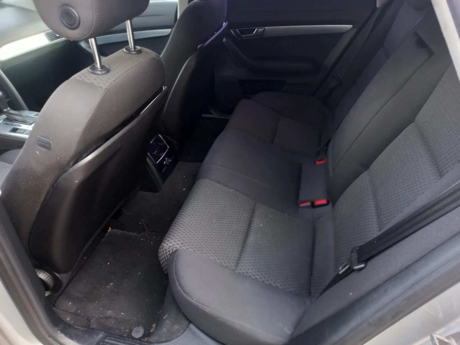 Audi A6 комби - изображение 6