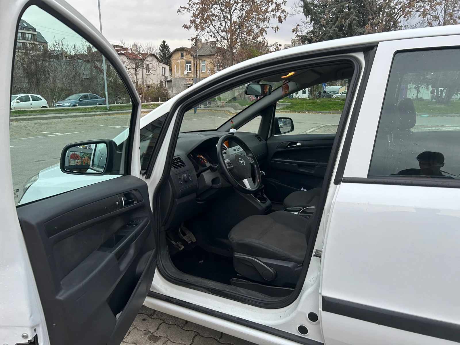 Opel Zafira | Mobile.bg � ����������� 15
