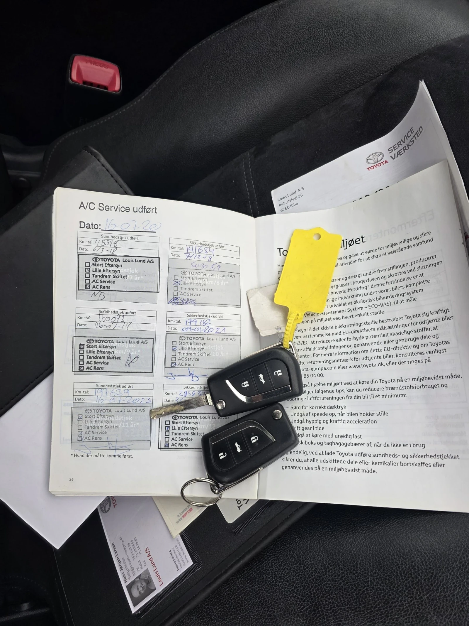 Toyota Avensis 2.0 D4D FACELIFT, NAVI. | Mobile.bg � ����������� 13