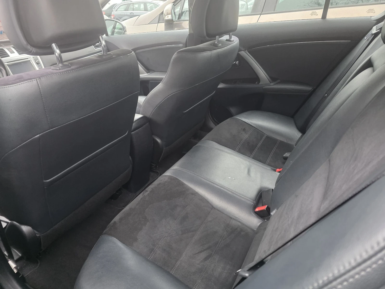 Toyota Avensis 2.0 D4D FACELIFT, NAVI. | Mobile.bg � ����������� 14