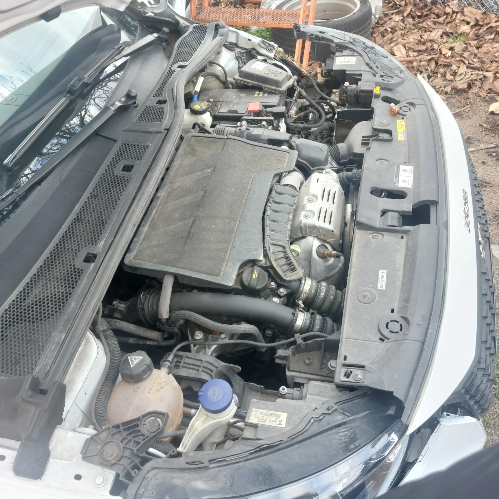 Peugeot 208 1.2i AVTOMATIK  | Mobile.bg � ����������� 13