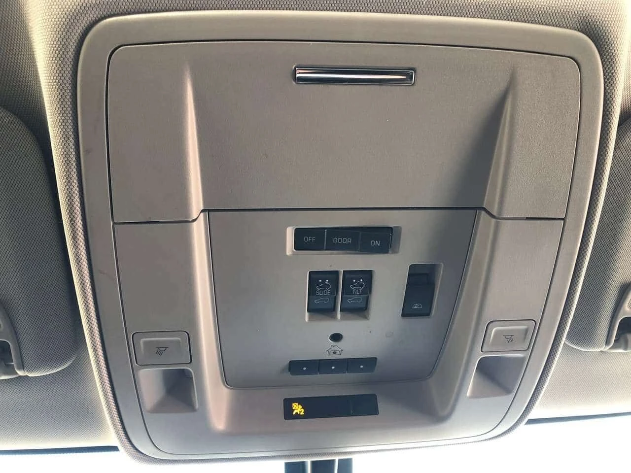 Chevrolet Silverado * LTZ * CARFAX * ���� �� �� | Mobile.bg � ����������� 15