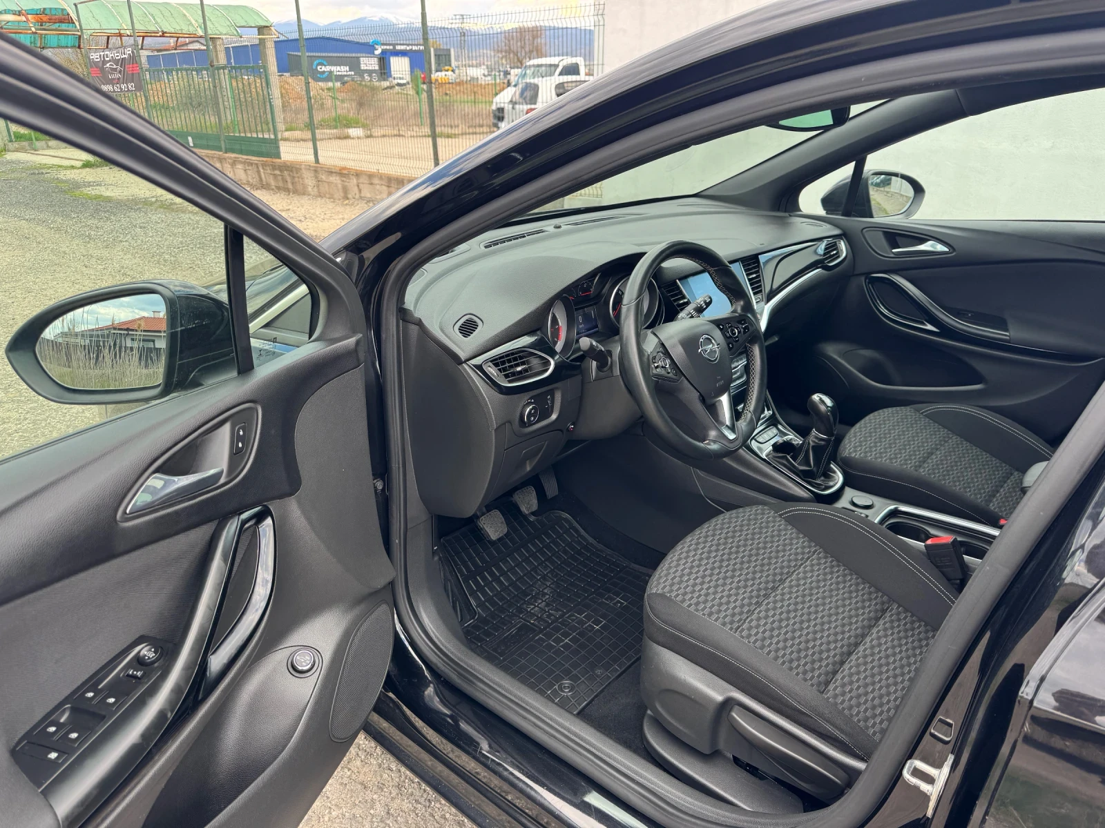 Opel Astra 1.6 CDTI * NAVI* CAMERA* KEY LESS* FULL* , снимка 9 - Автомобили и джипове - 54126196