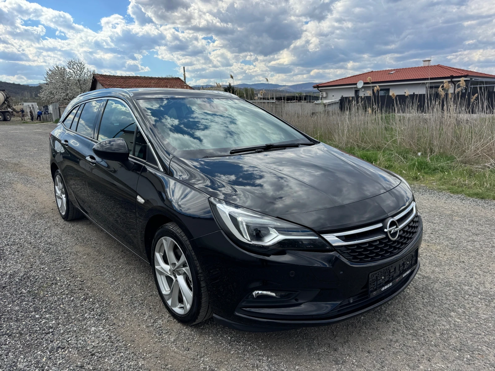 Opel Astra 1.6 CDTI * NAVI* CAMERA* KEY LESS* FULL* , снимка 3 - Автомобили и джипове - 54126196