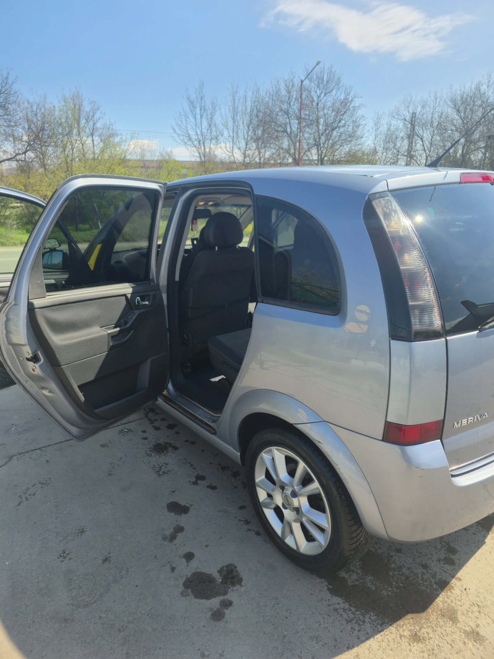 Opel Meriva 1.6 автомат  бензин + газ , снимка 13 - Автомобили и джипове - 54339634