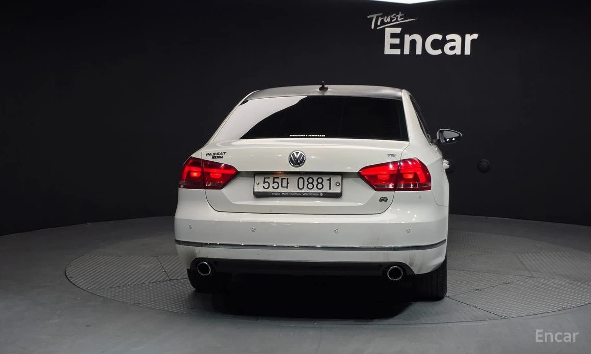 VW Passat, снимка 4 - Автомобили и джипове - 54323815