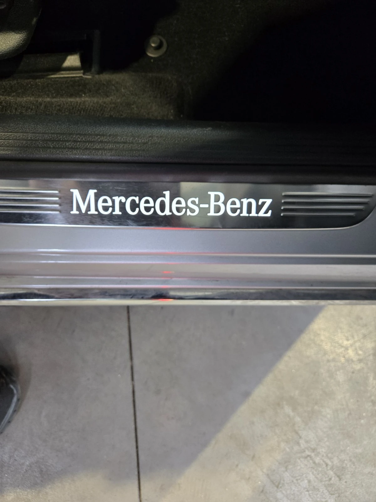 Mercedes-Benz C 350, снимка 8 - Автомобили и джипове - 54509403