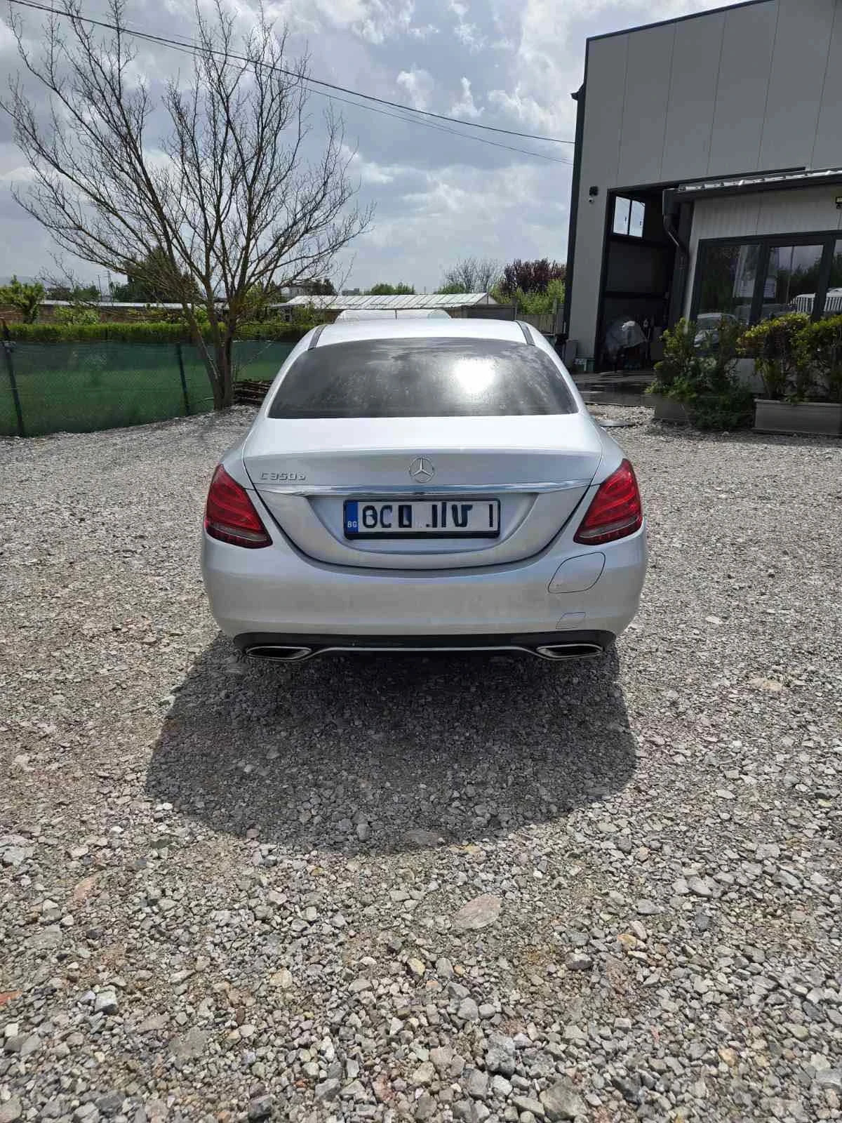 Mercedes-Benz C 350, снимка 5 - Автомобили и джипове - 54509403