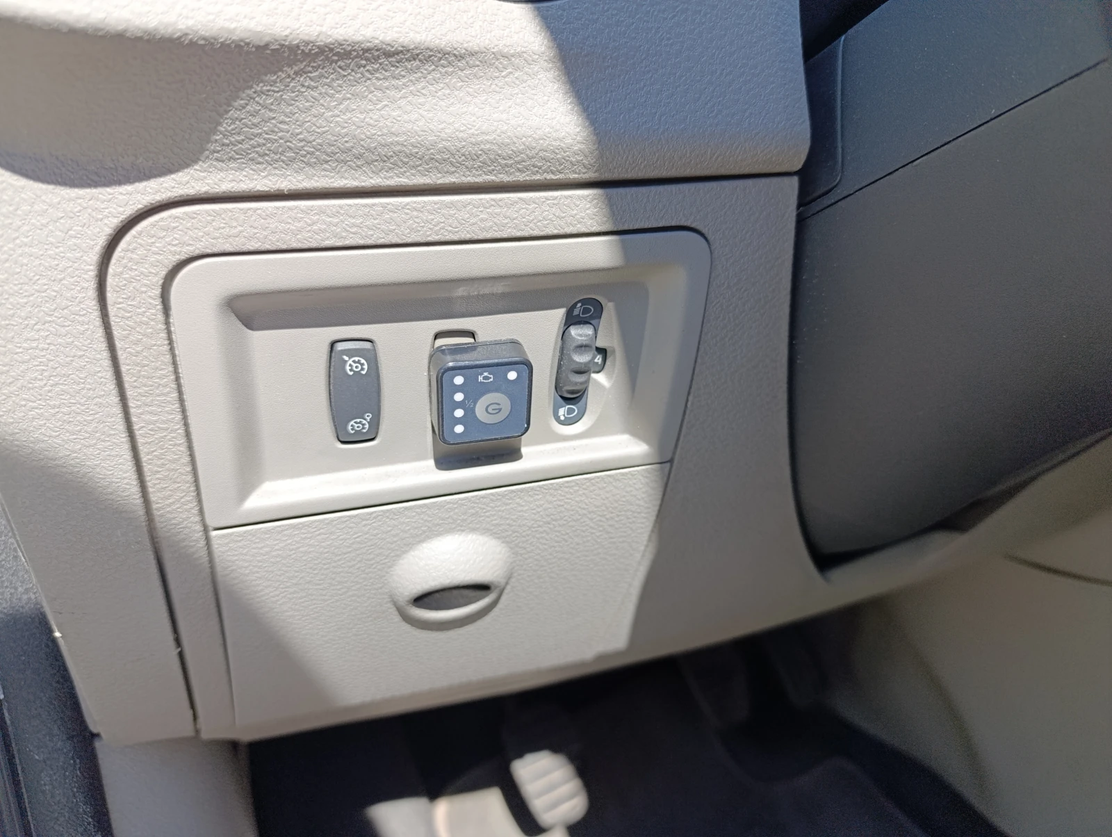 Renault Modus Initiale Paris Бензин-газ, снимка 12 - Автомобили и джипове - 54737018