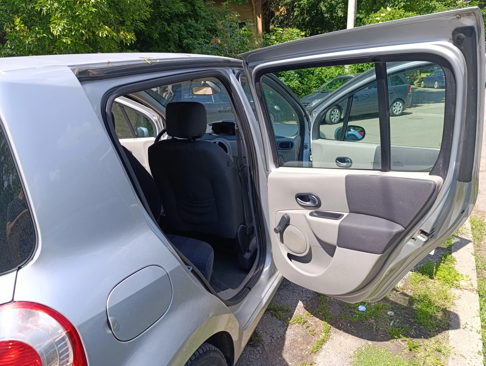 Renault Modus Initiale Paris Бензин-газ, снимка 8 - Автомобили и джипове - 54737018