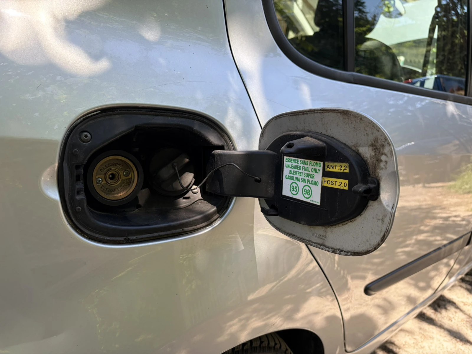 Renault Modus Initiale Paris Бензин-газ, снимка 14 - Автомобили и джипове - 54737018