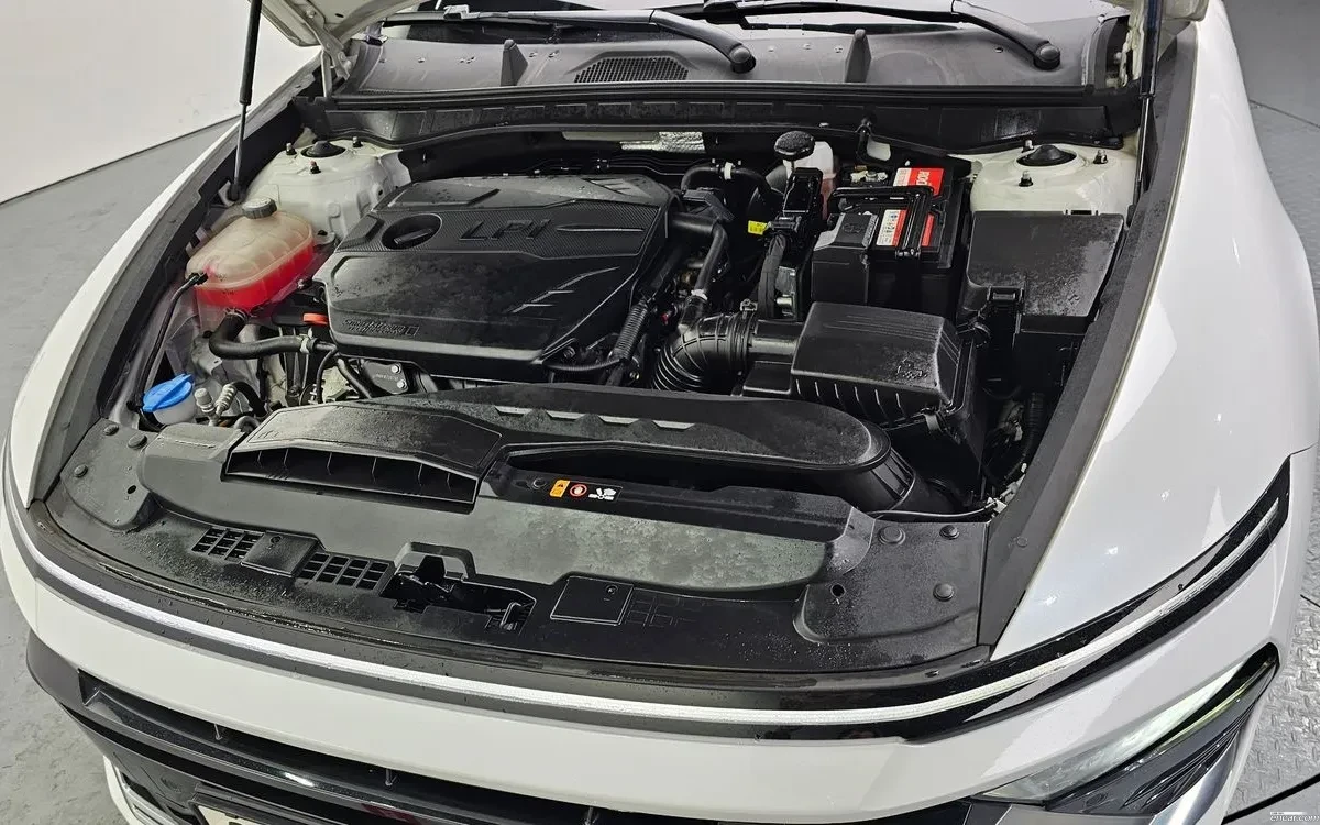Hyundai Sonata КОЖА* ОБДУХ* ПОДГРЕВ* ДИГИТАЛНО ТАБЛО, снимка 14 - Автомобили и джипове - 54796477
