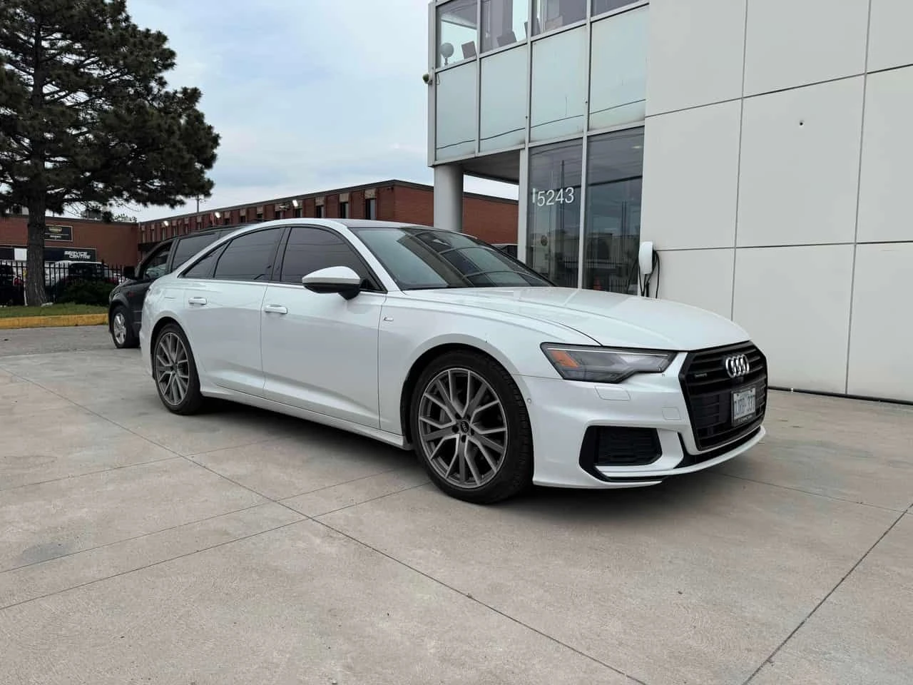 Audi A6 | Progressiv | ПОДГРЕВ | 360 | CARFAX | , снимка 10 - Автомобили и джипове - 54805088