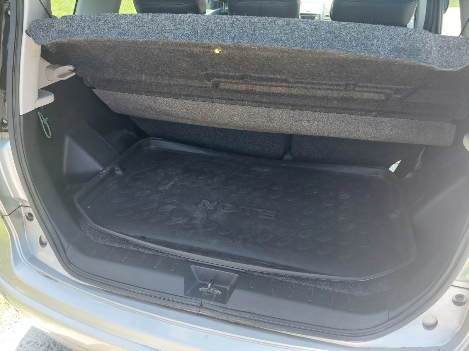 Nissan Note, снимка 5 - Автомобили и джипове - 54840551
