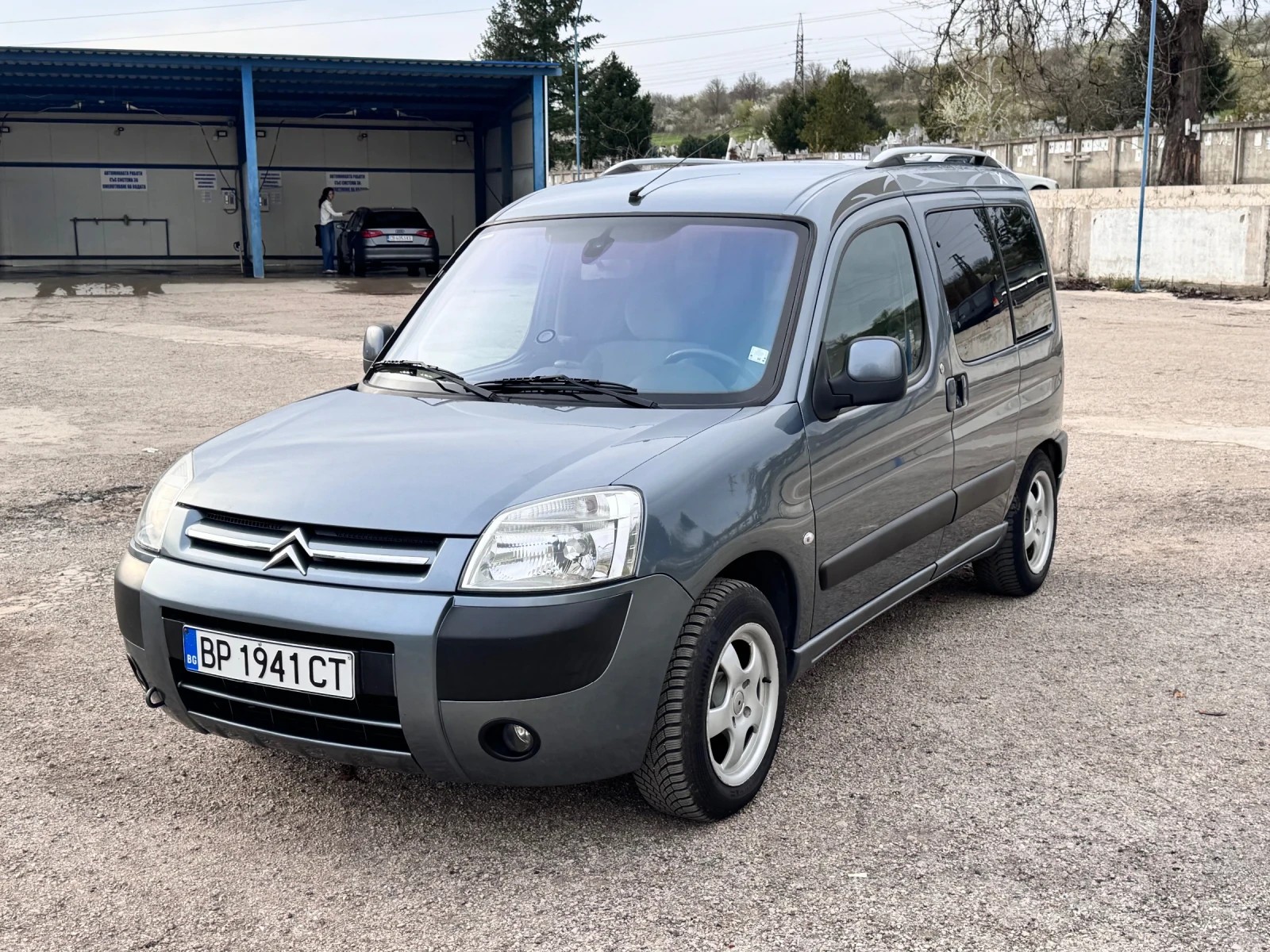 Citroen Berlingo 1.6 HDI, снимка 8 - Автомобили и джипове - 55093875