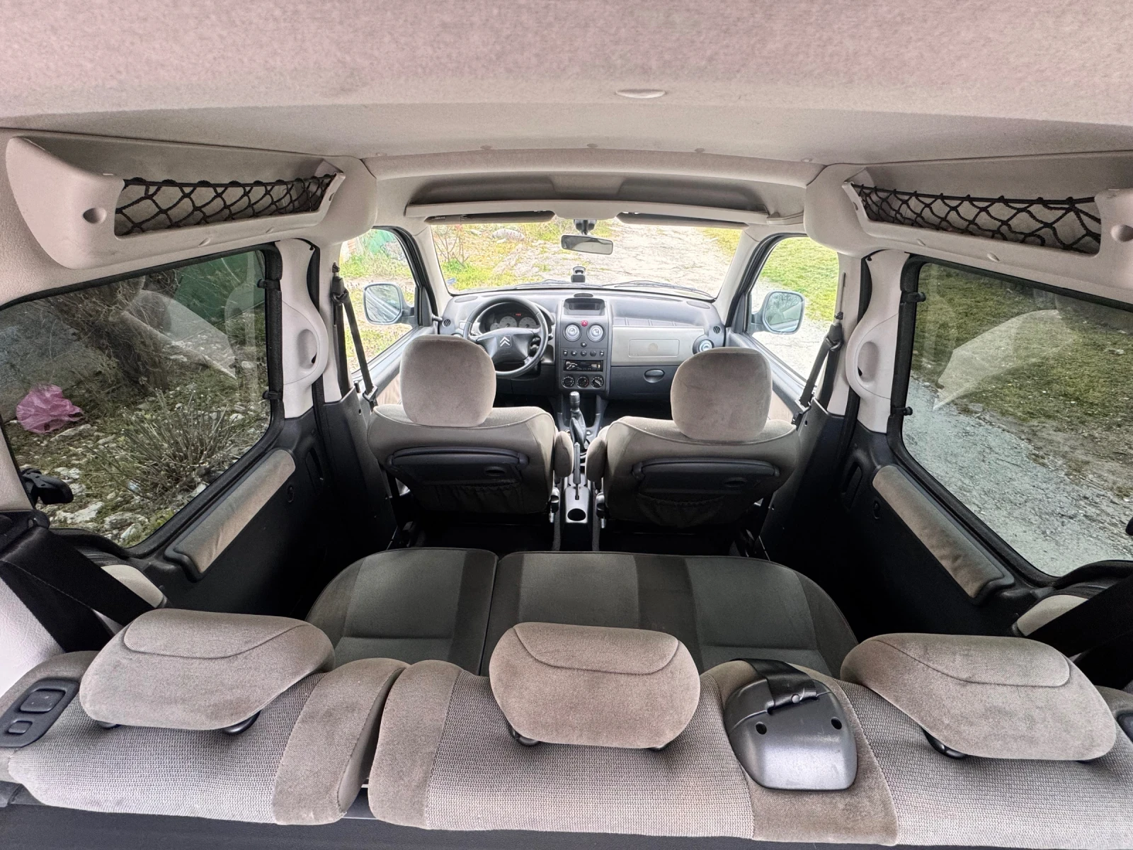Citroen Berlingo 1.6 HDI, снимка 15 - Автомобили и джипове - 55093875